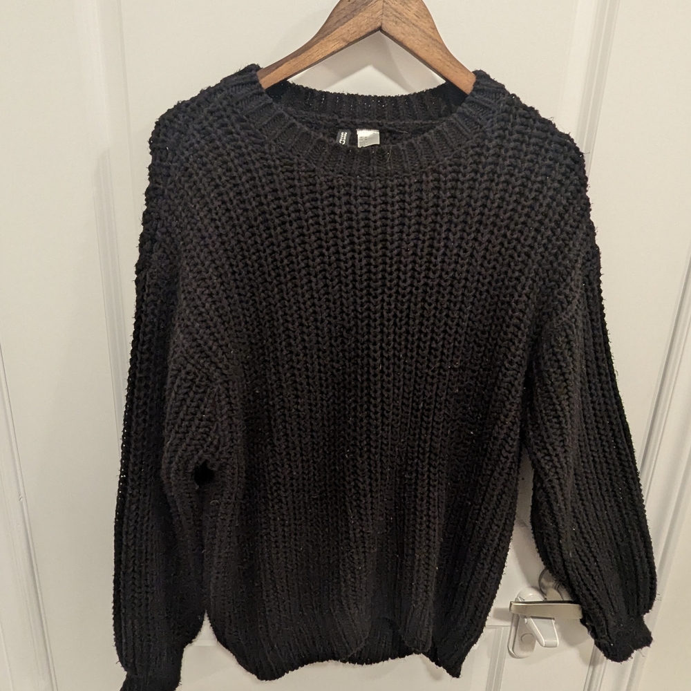H&M Divided Black Knit Sweater
